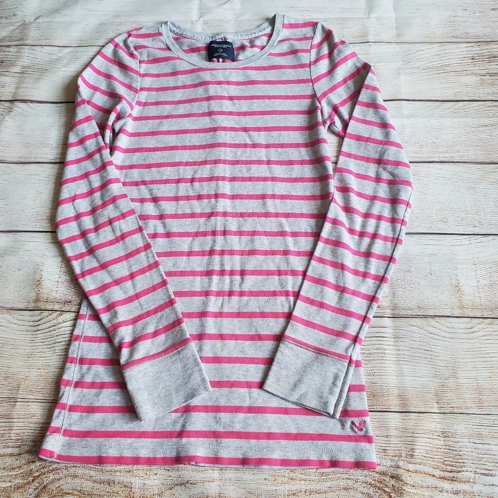 5/$20 American Eagle Long Sleeve Top